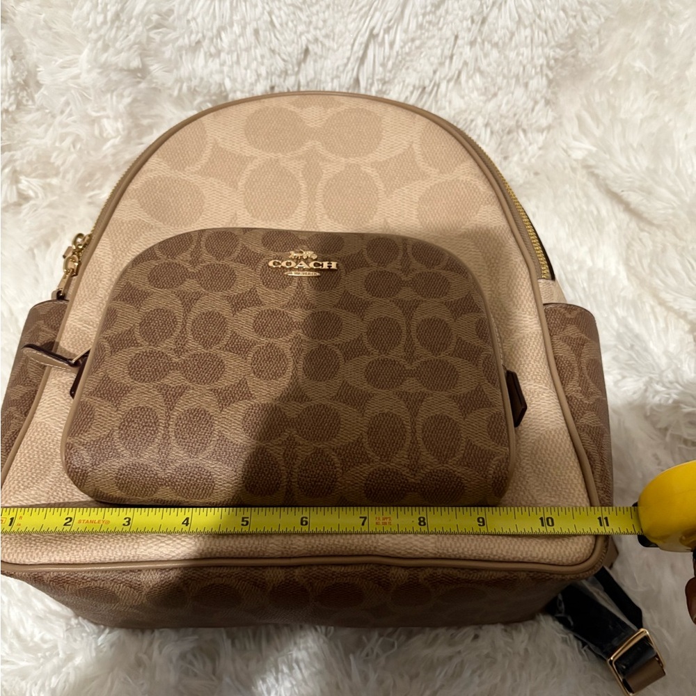 NWT Coach Beige and Brown Signature Backpack 🎒🤎💛 - Picture 8 of 11
